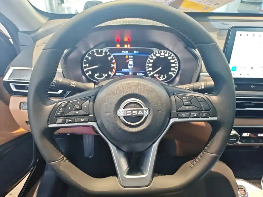 Nissan Teana 2023 — фото 11