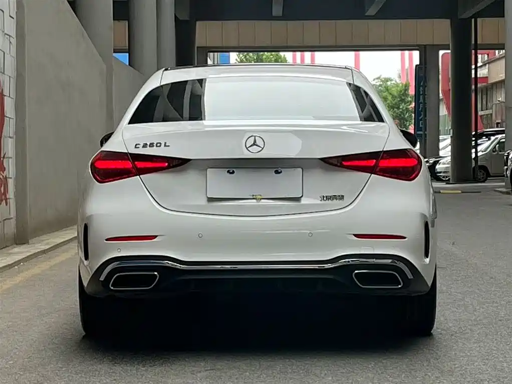 Mercedes-Benz C-Class 2025