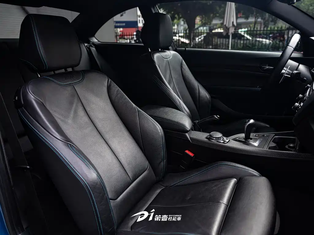 BMW M2 2016 — фото 10