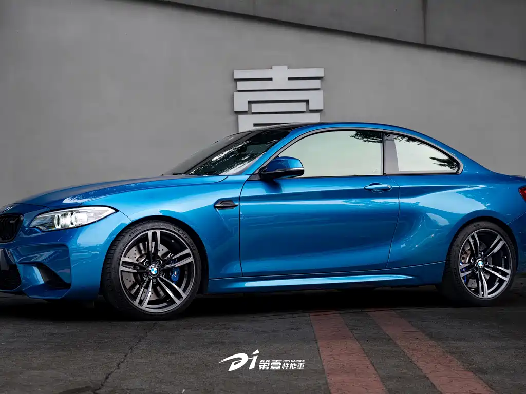 BMW M2 2016