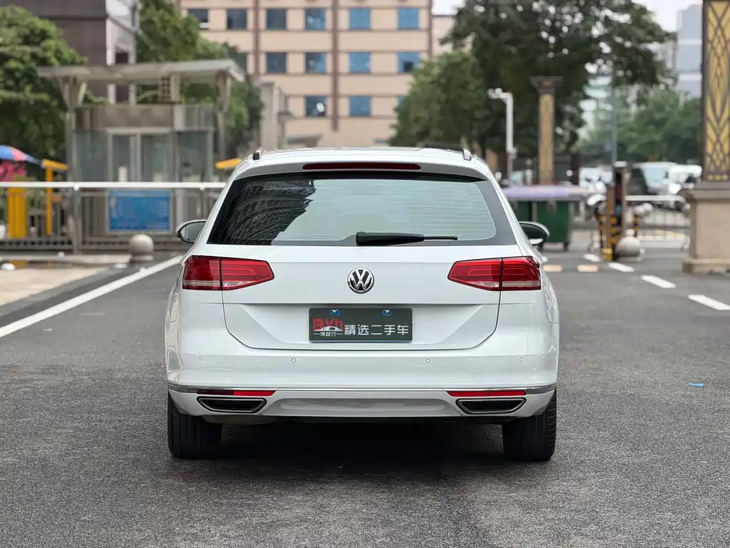 Volkswagen Viloran 2018 — фото 7