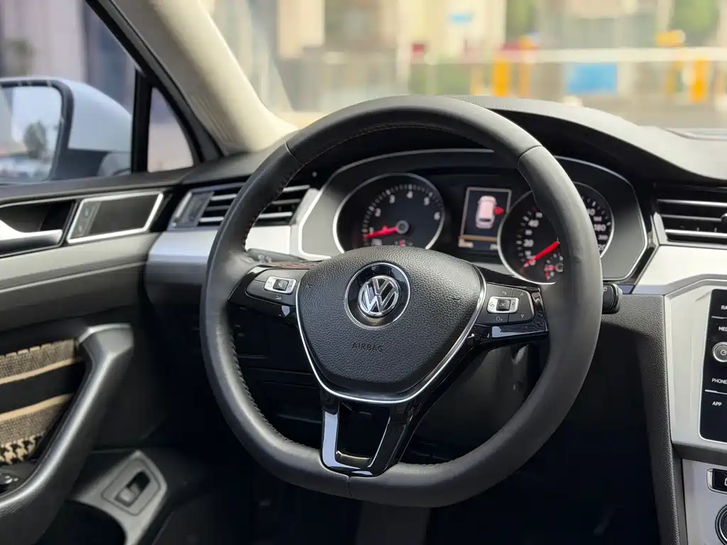 Volkswagen Viloran 2018 — фото 19