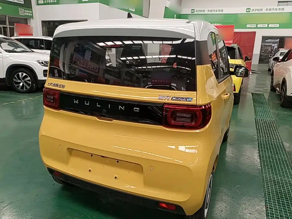 Wuling MINIEV 2024