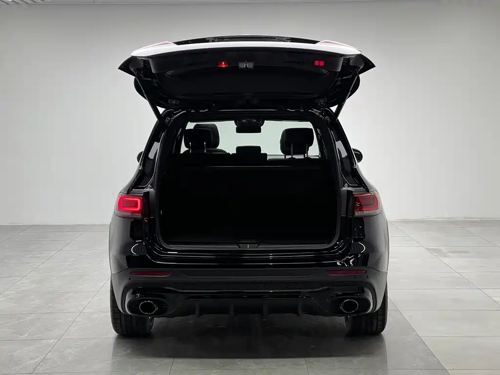 Mercedes-Benz GLB AMG 2022 — фото 8