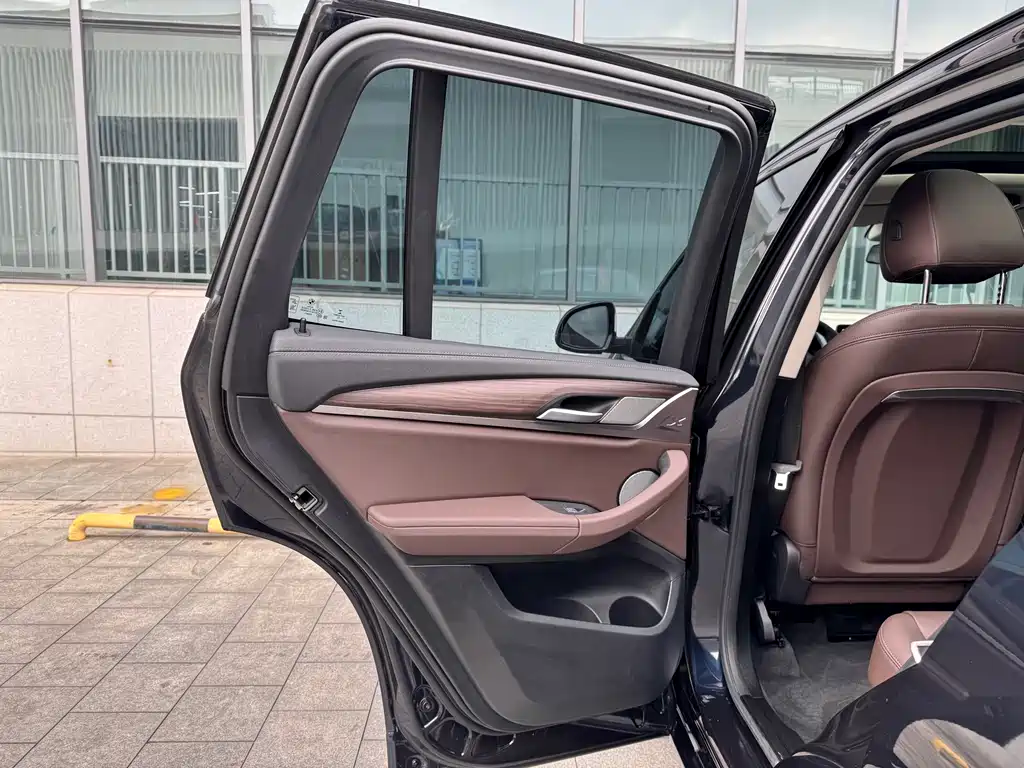 BMW X3 2022 — фото 10