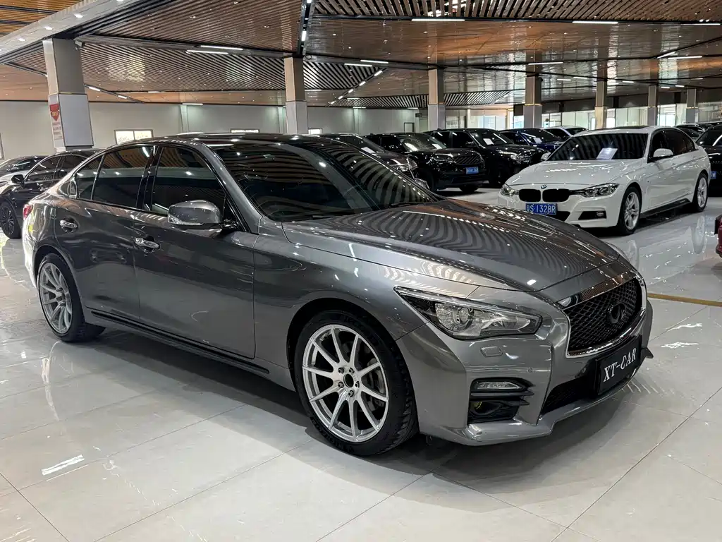 Infiniti Q50L 2017 — фото 2