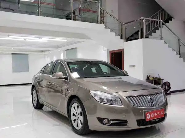 Buick Regal 2011