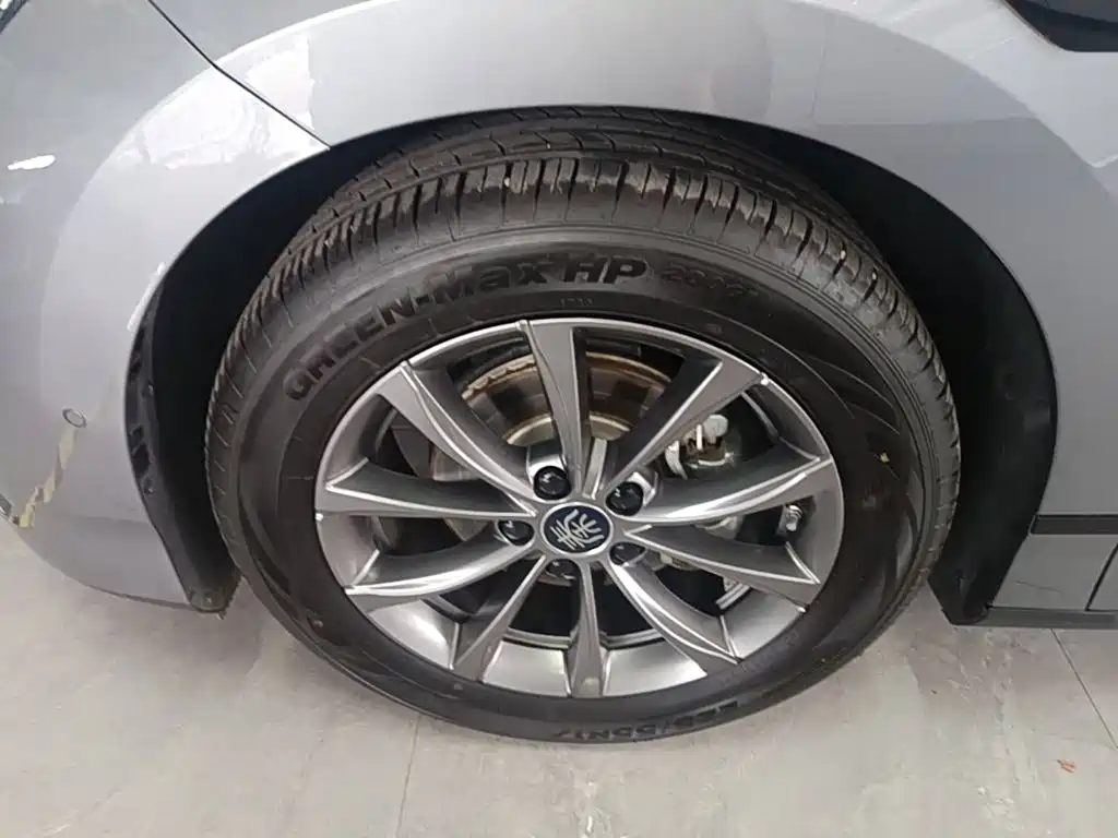 BYD Qin L 2025 — фото 25