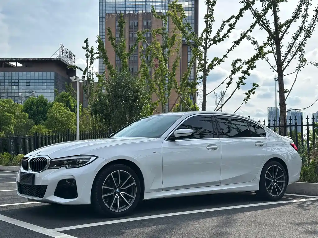 BMW 3 Series 2020