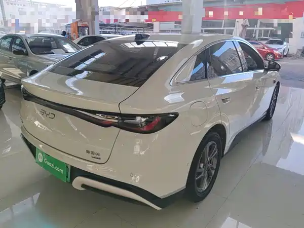 BYD Seal 06 2025