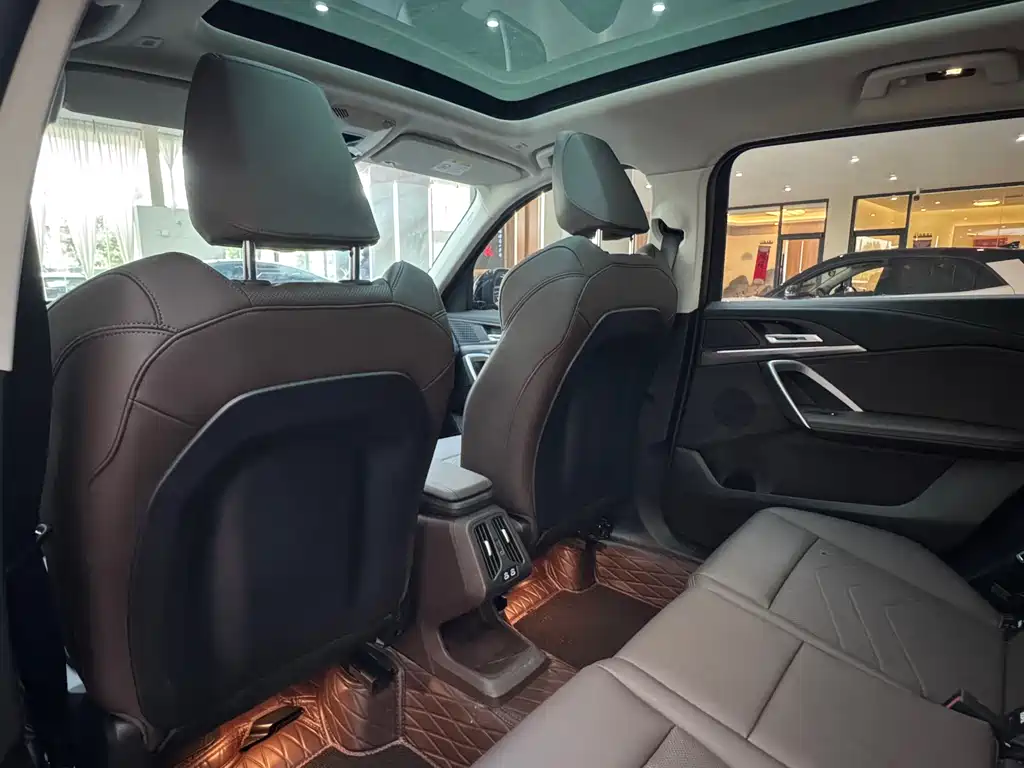 BMW X1 2025 — фото 15