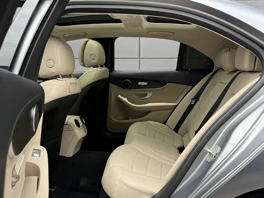 Mercedes-Benz C-Class 2016 — фото 13