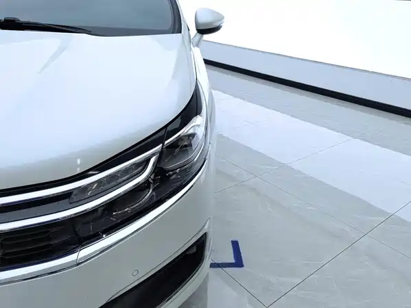 Citroën C4L 2016