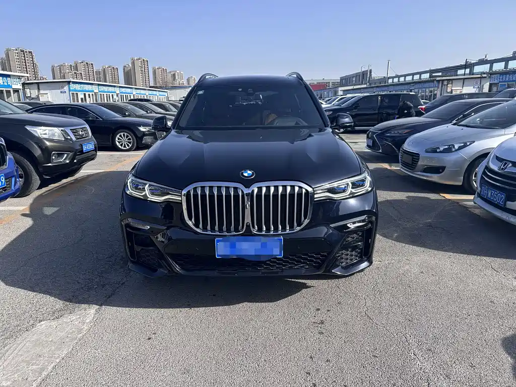 BMW X7 2021 — фото 2