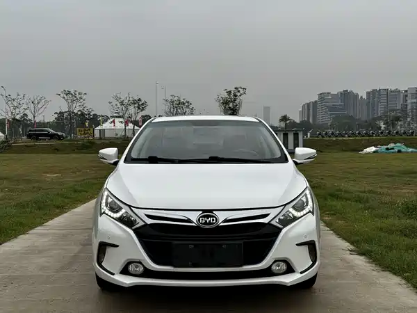 BYD Qin NEV 2015