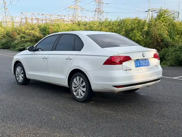 Volkswagen Bora 2021