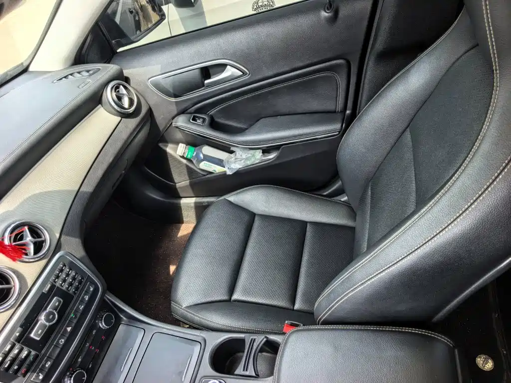 Mercedes-Benz GLA 2015 — фото 11