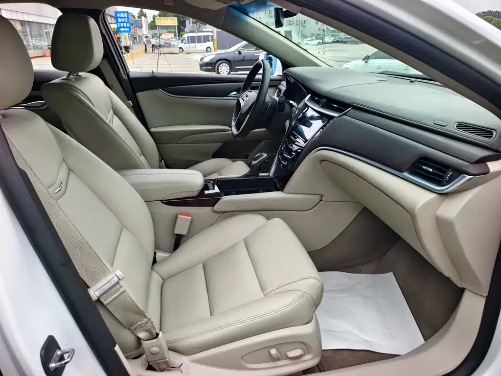 Cadillac XTS 2015 — фото 19