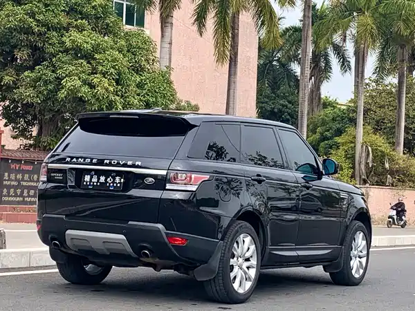 Land Rover Range Rover Sport 2015