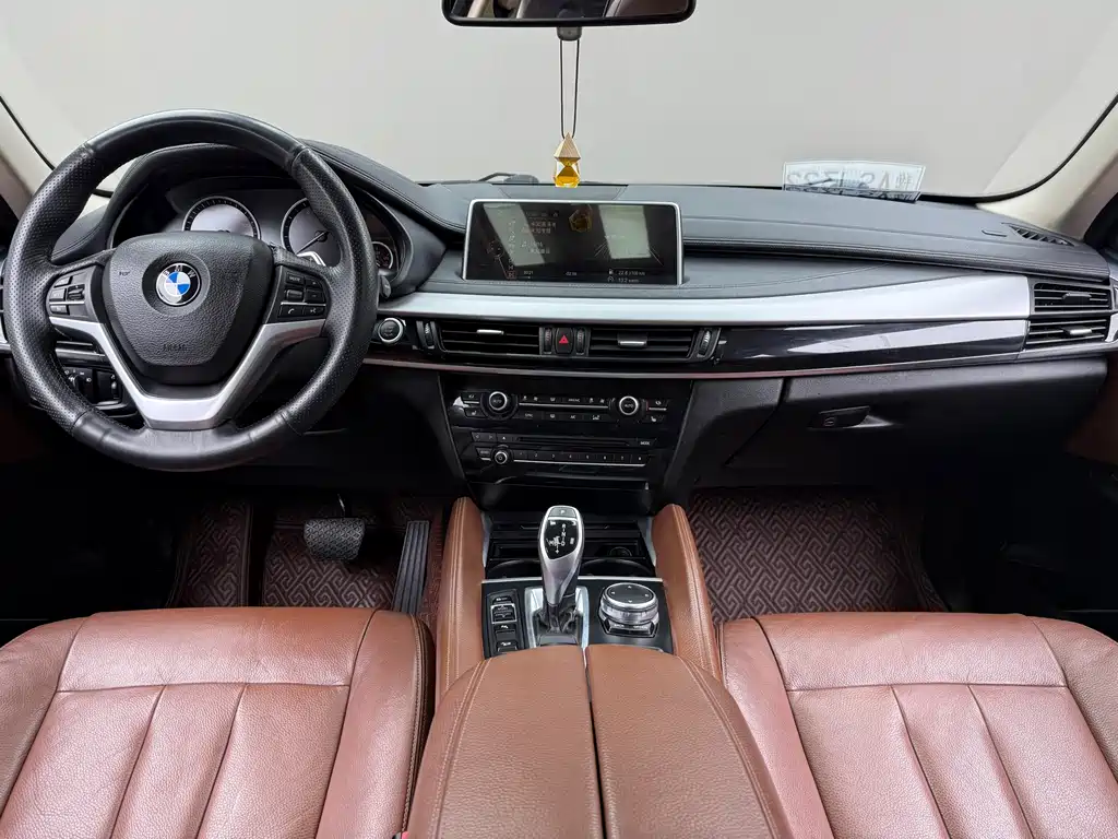 BMW X6 2015 — фото 8
