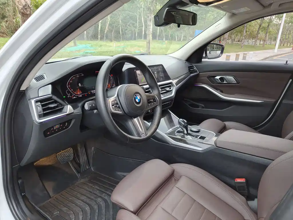 BMW 3 Series 2020 — фото 14