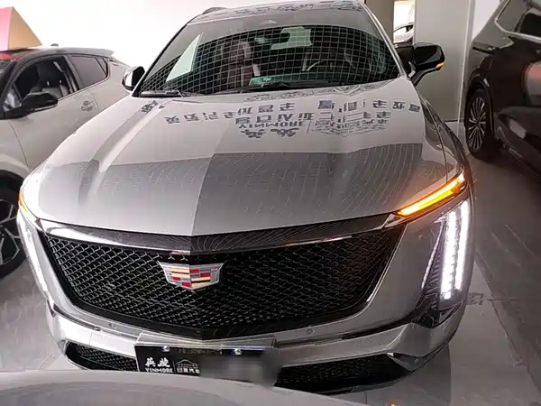 Cadillac XT5 2025