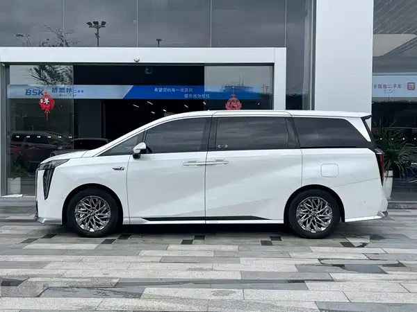 GAC Trumpchi Xiangwang M8 2025