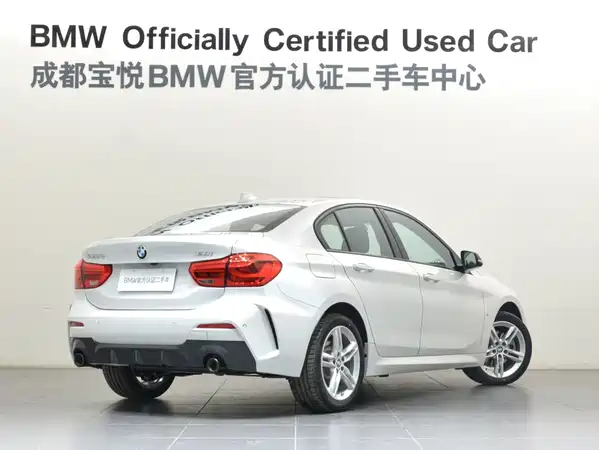 BMW 1 Series 2021