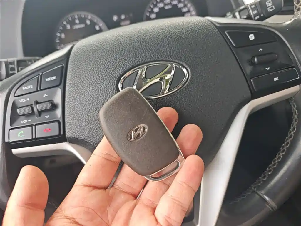 Hyundai Tucson 2017 — фото 9