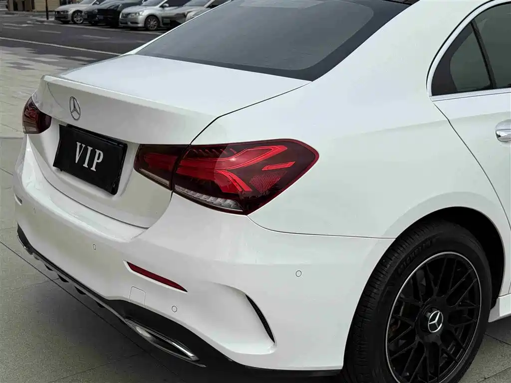 Mercedes-Benz A-Class 2020 — фото 15