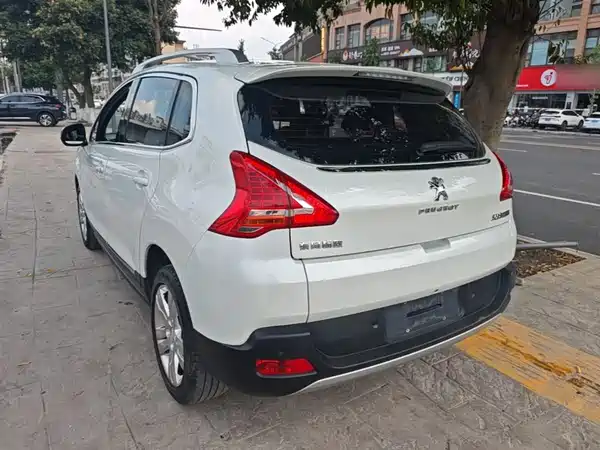 Peugeot 3008 2015