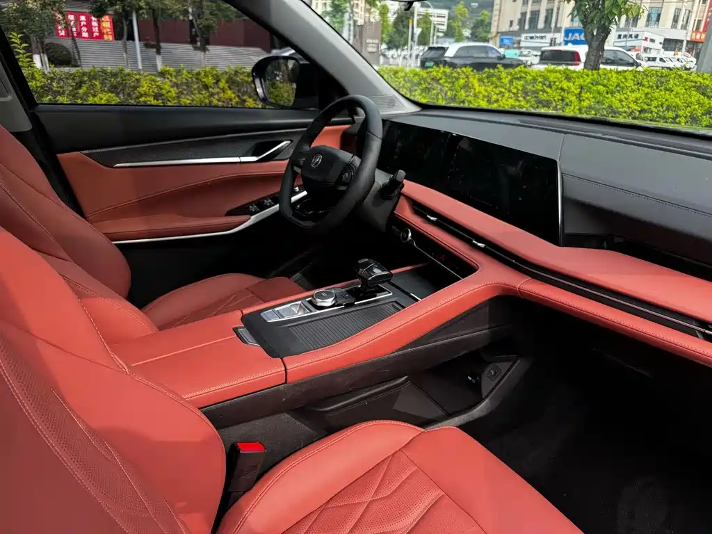 Changan CS75 PLUS 2024 — фото 13