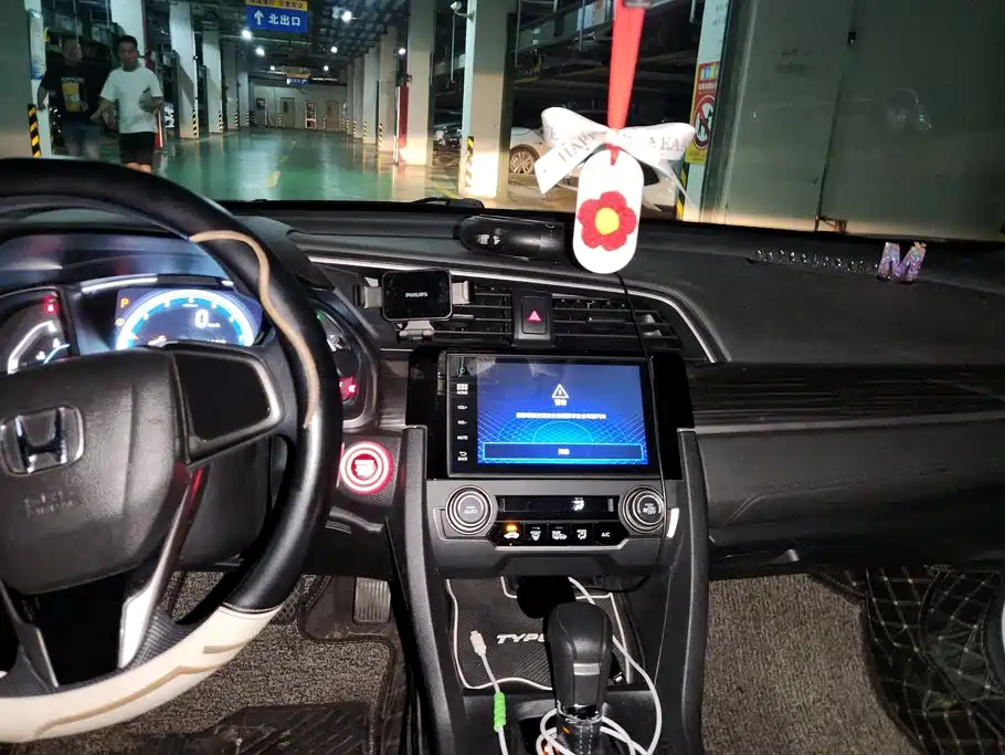 Honda Civic 2020 — фото 13