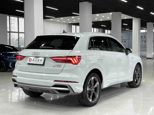 Audi Q3 2022