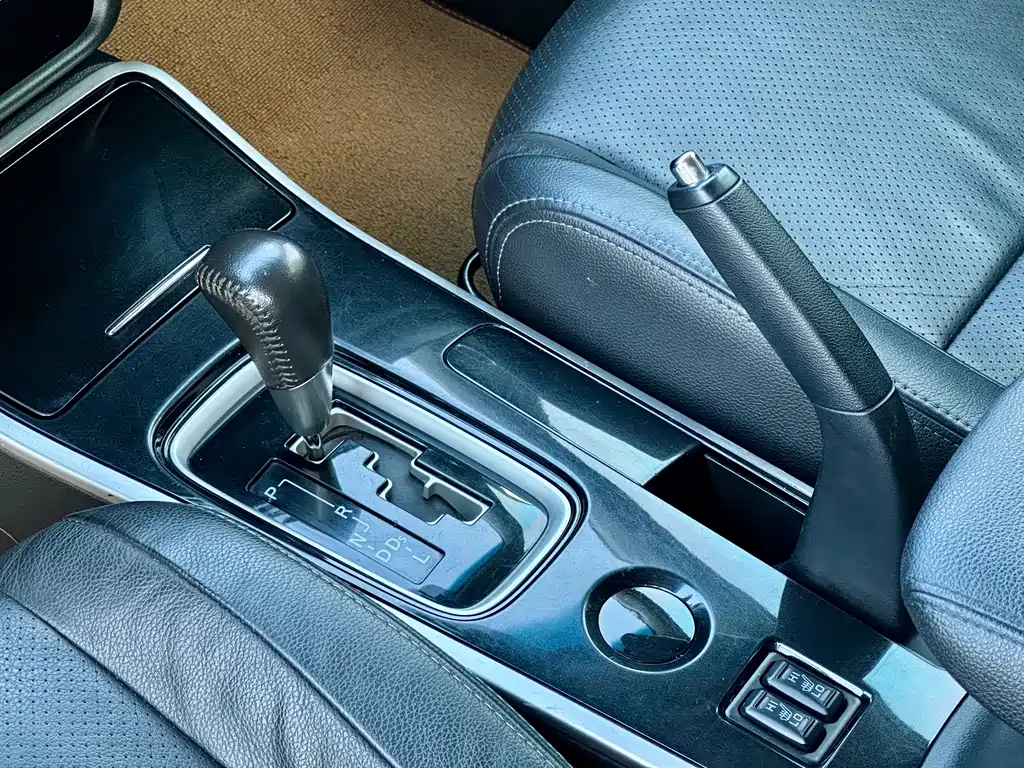 Mitsubishi Outlander 2018 — фото 21