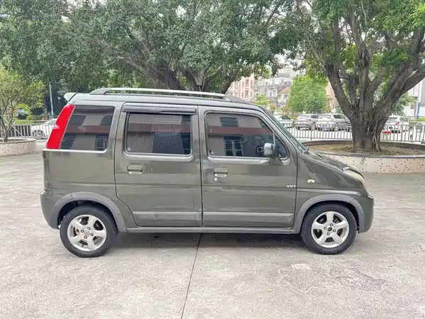 Suzuki Beidou Star X5 2013