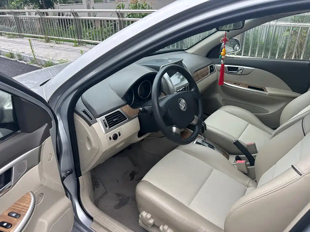 Buick Excelle 2016