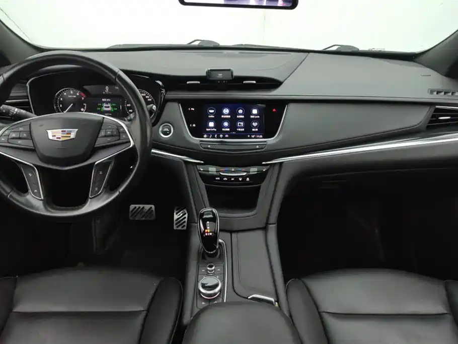 Cadillac XT5 2023 — фото 12
