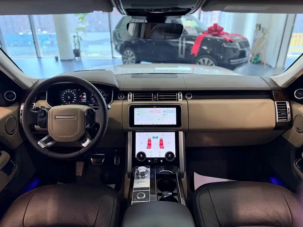 Land Rover Range Rover 2020 — фото 16