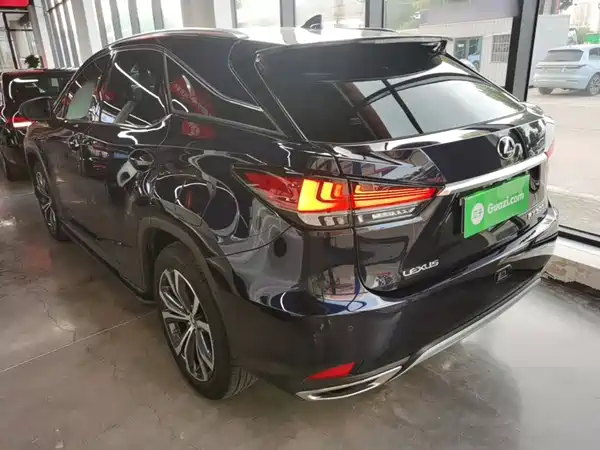 Lexus RX 2022