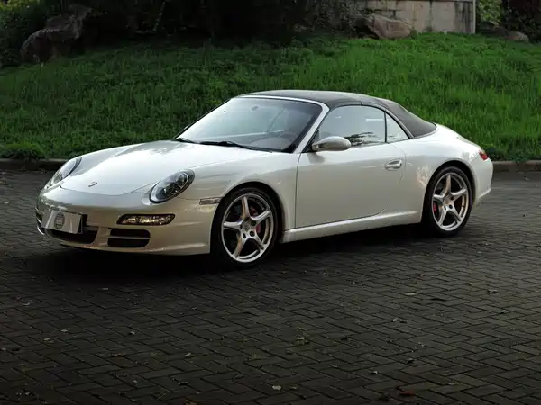 Porsche 911 2008