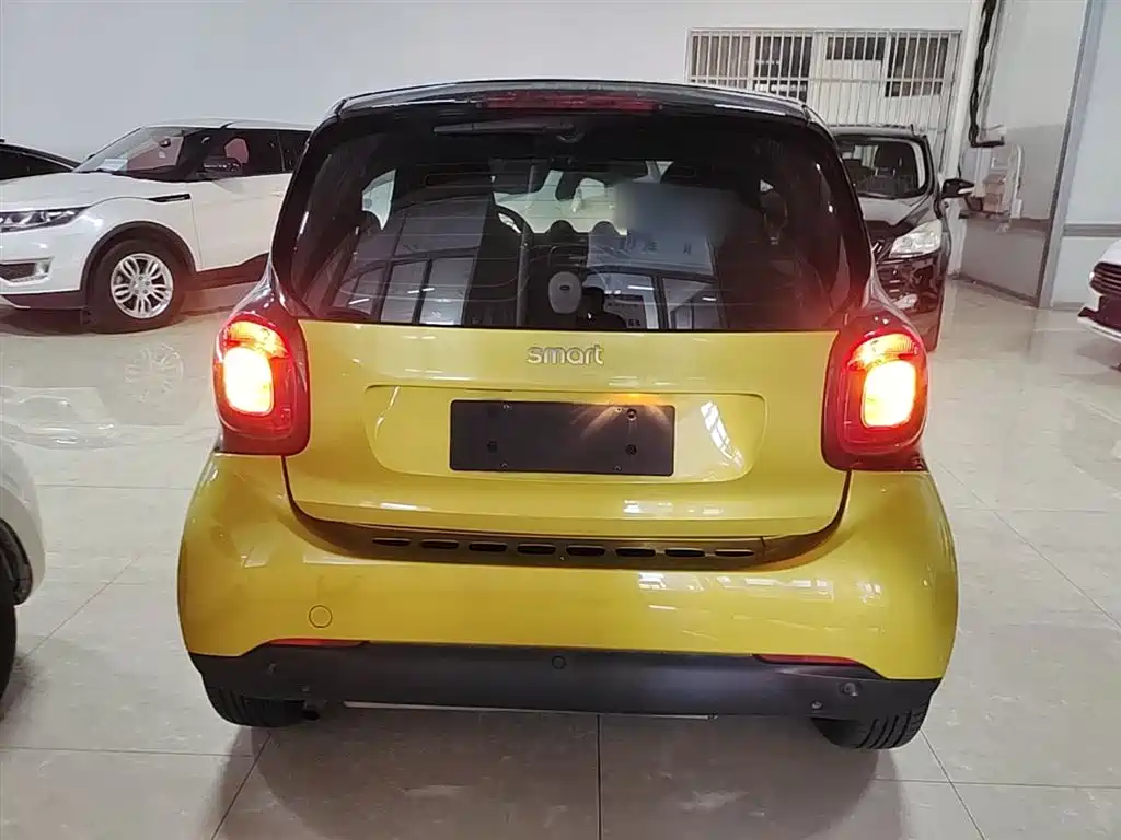smart Fortwo 2016 — фото 4