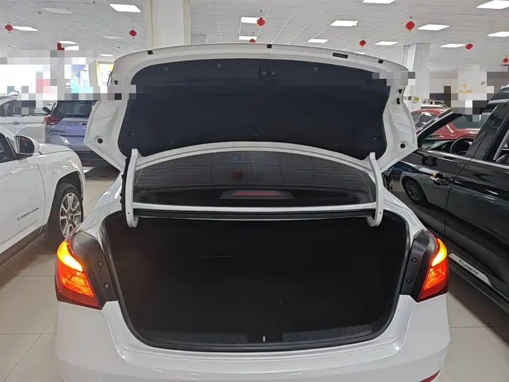 Hyundai Mistra 2016 — фото 19