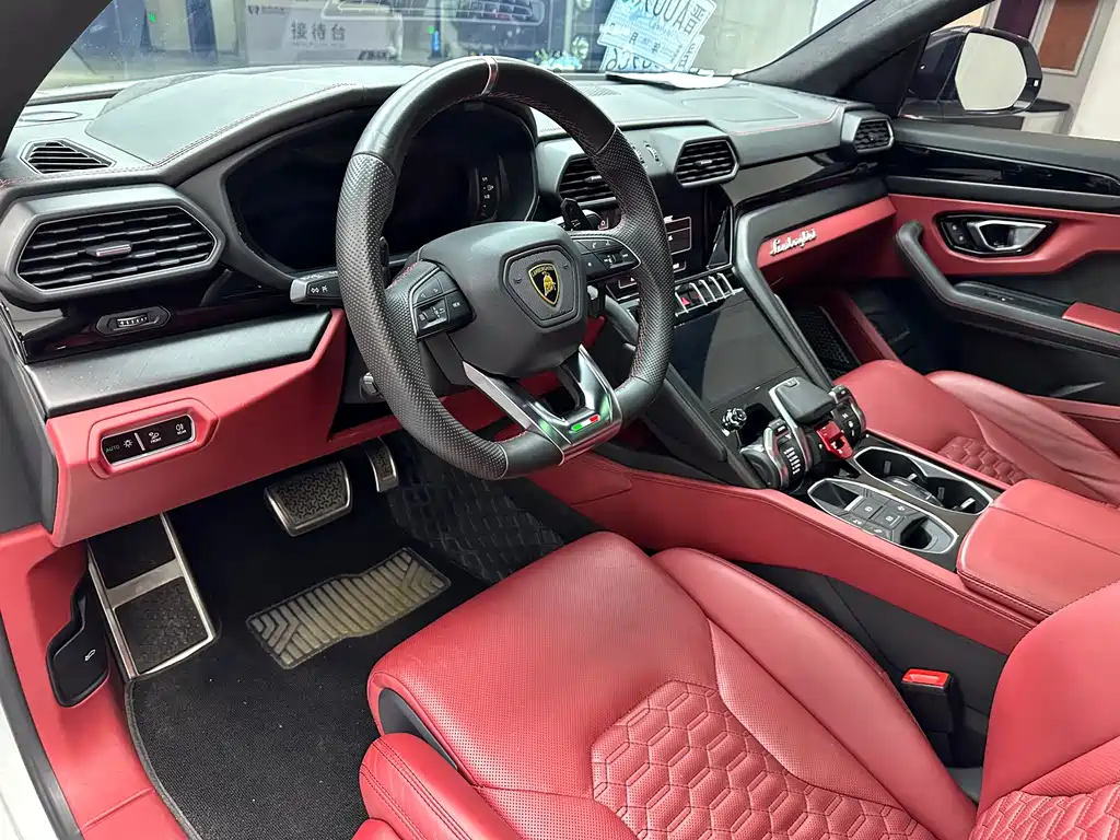 Lamborghini Urus 2022 — фото 8