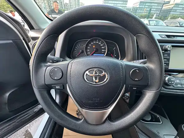 Toyota RAV4 2018