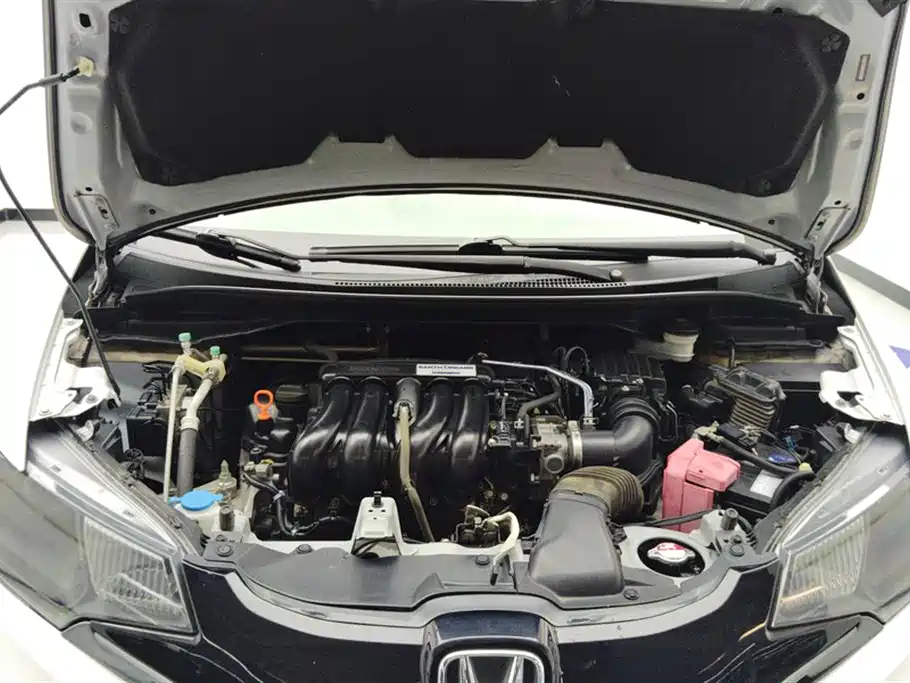 Honda Fit 2017 — фото 10