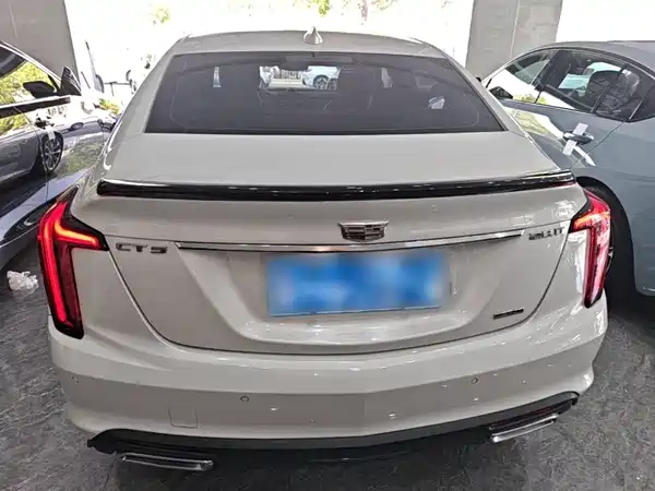 Cadillac CT5 2023