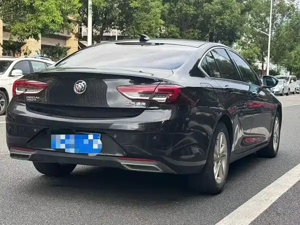 Buick Regal 2020