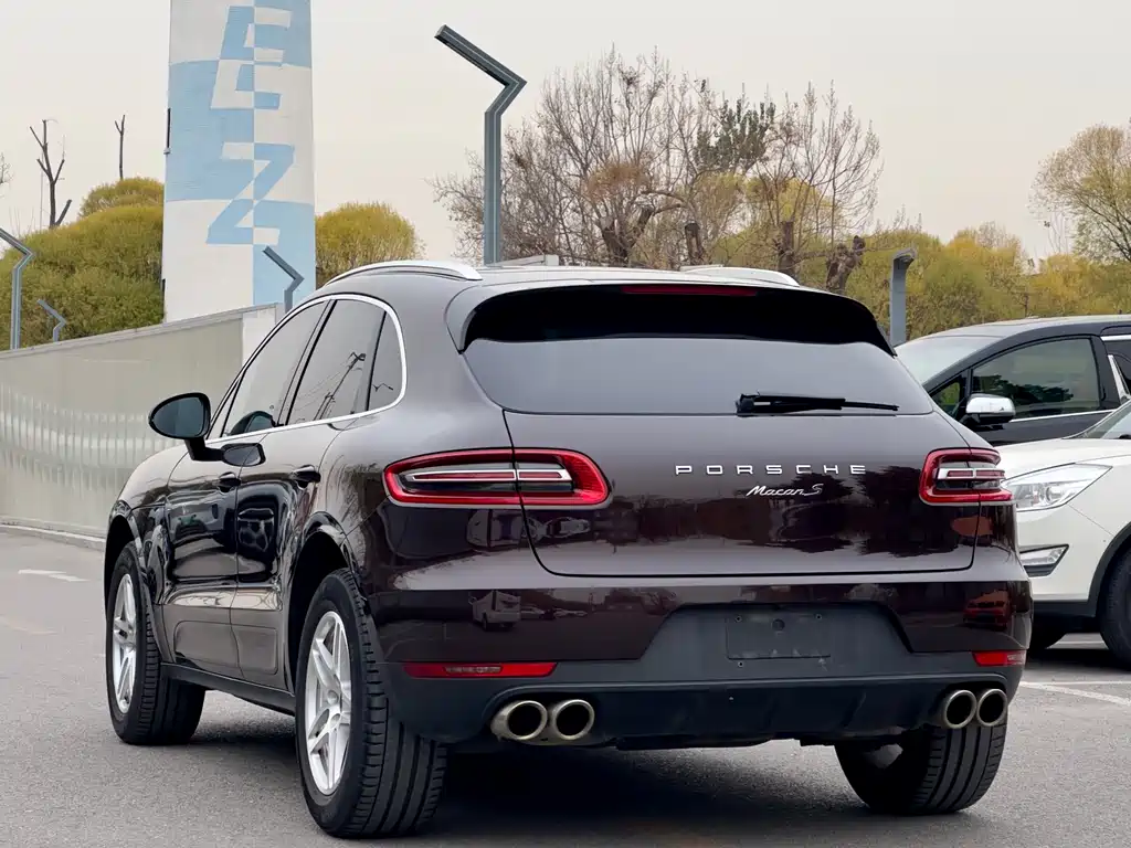 Porsche Macan 2018 — фото 4