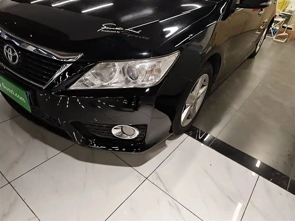 Toyota Camry 2014 — фото 15